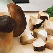 Porcini Congelati Cubetti 2.5 X 2.5 (1Kg)
